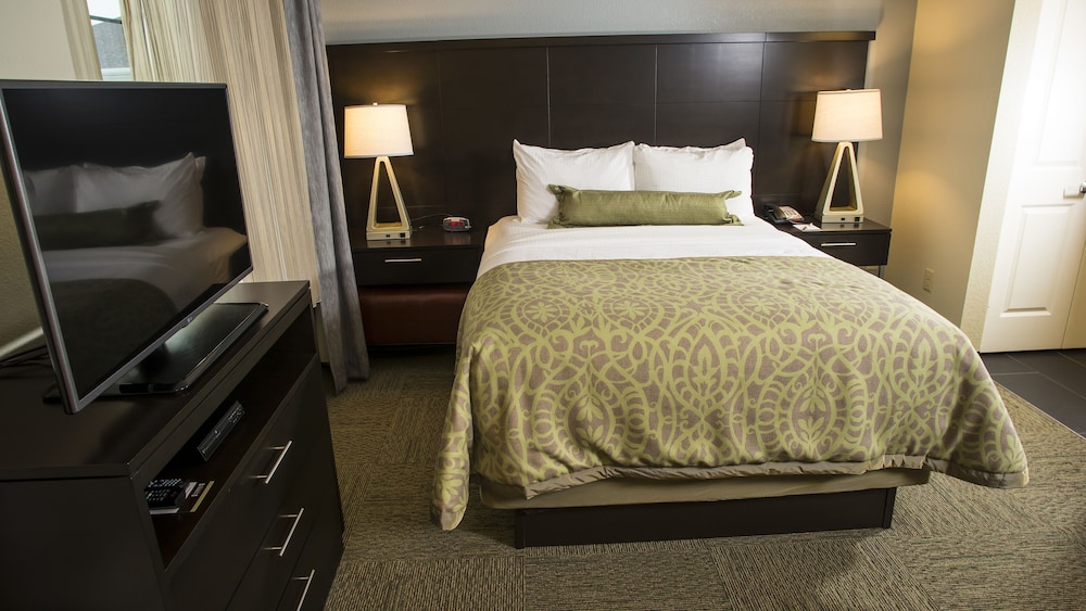 STAYBRIDGE SUITES LEXINGTON 14/55