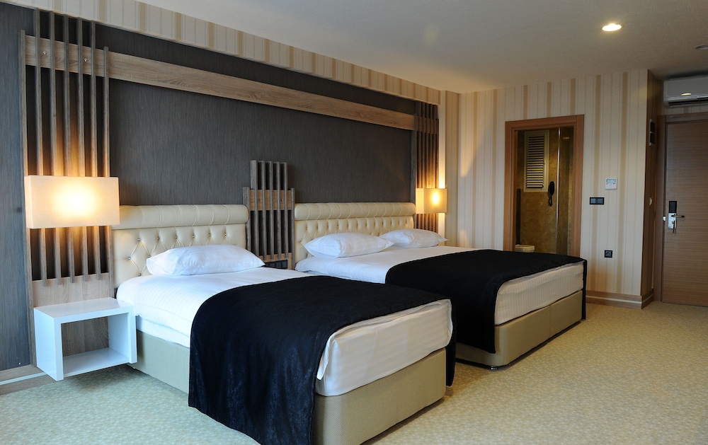 Neba Royal Hotel 13/50