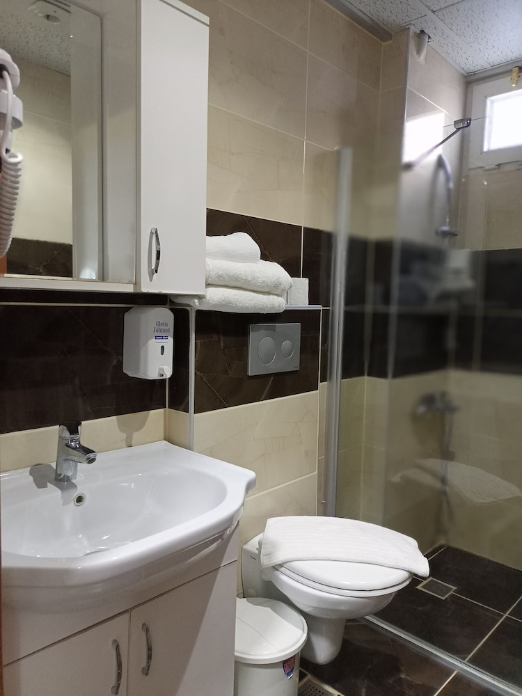 Gunduz Otel 25/26