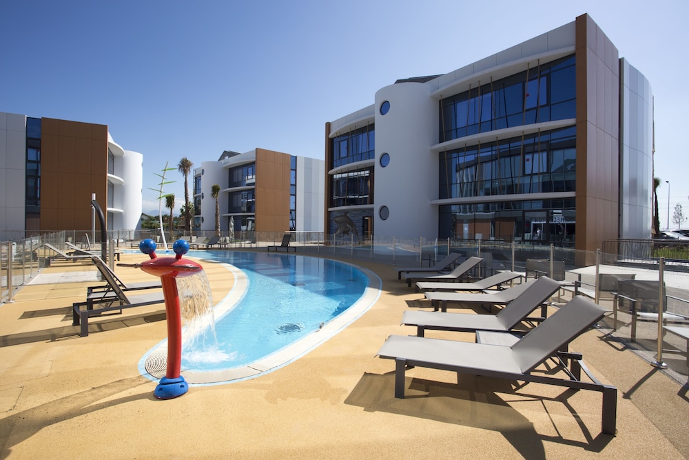SoBlue Hotel 5/62