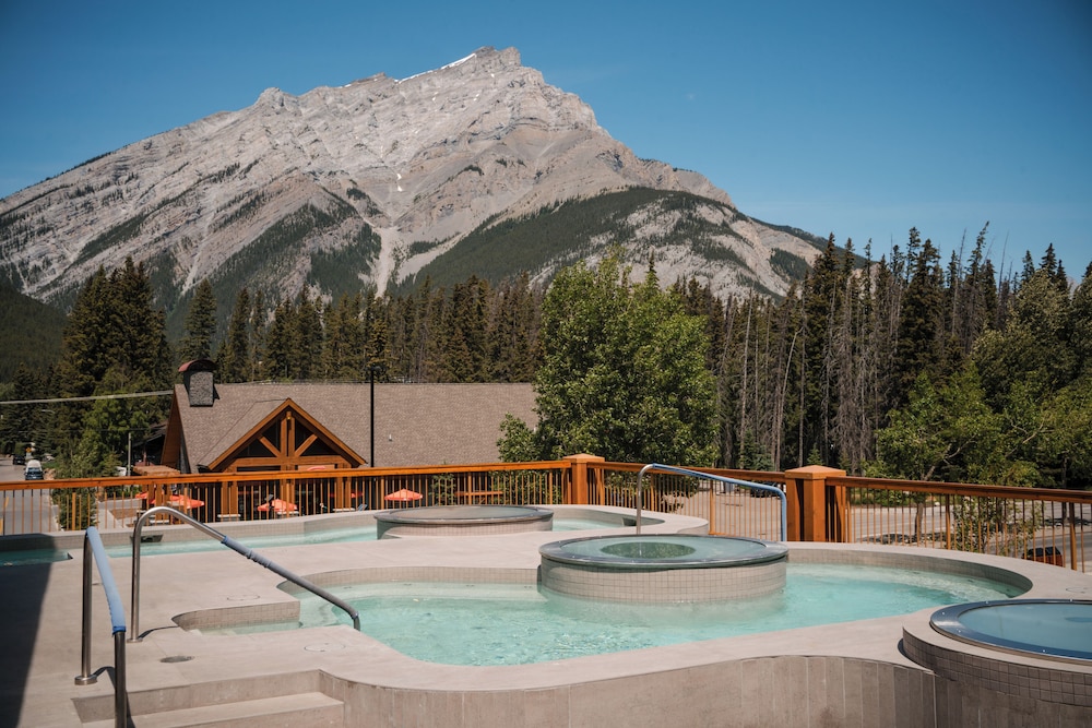 Otter Hotel 30/49