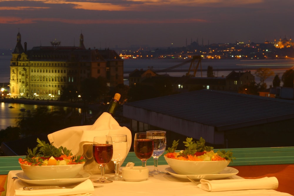SIDONYA HOTEL 5/66