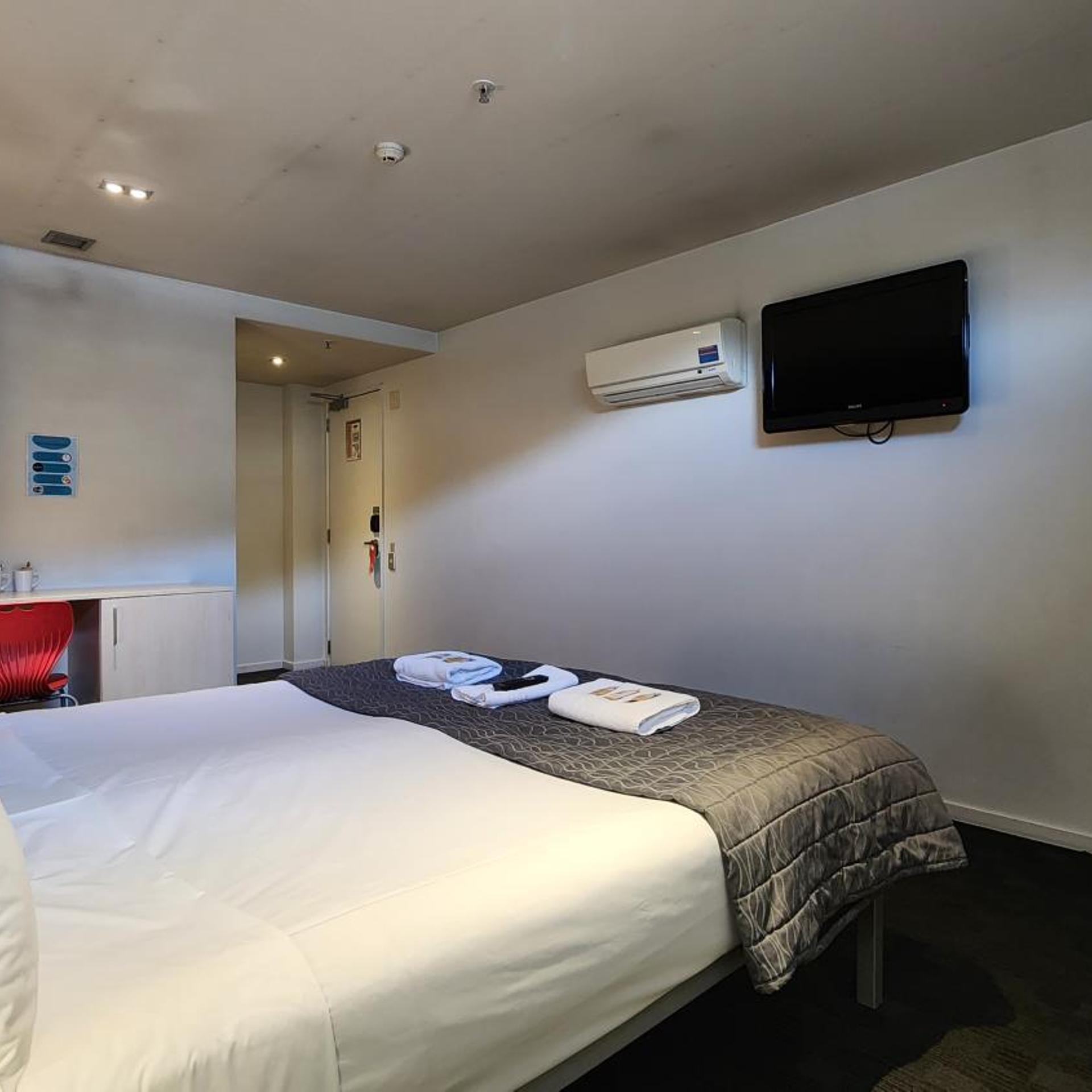 King or Twin No Balcony Ensuite