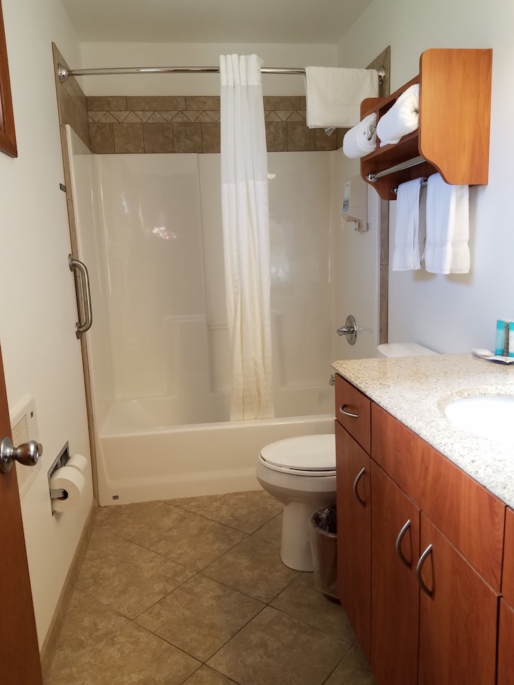 2 Bedrooms, Park, Cottage, 2 Queen Beds, Sofa