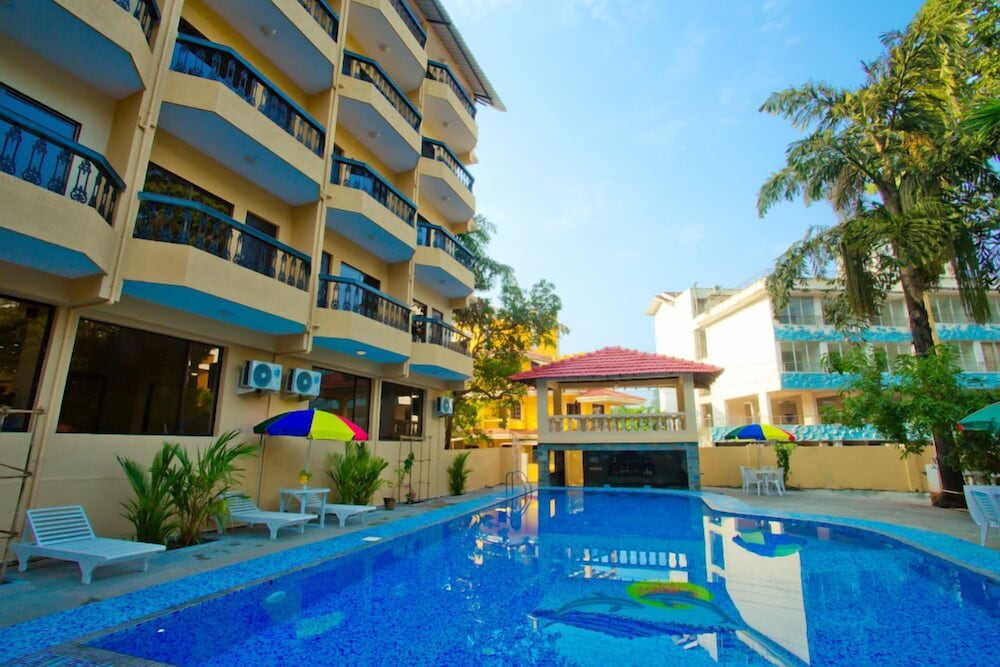 Rendezvous Beach Resort 2/46