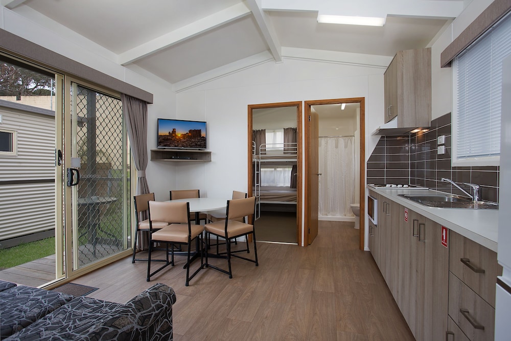 Warrnambool Motel And Holiday Park 52/74