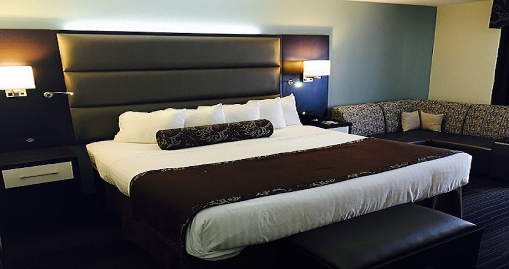 Club Hotel Nashville Inn Suites 18/67