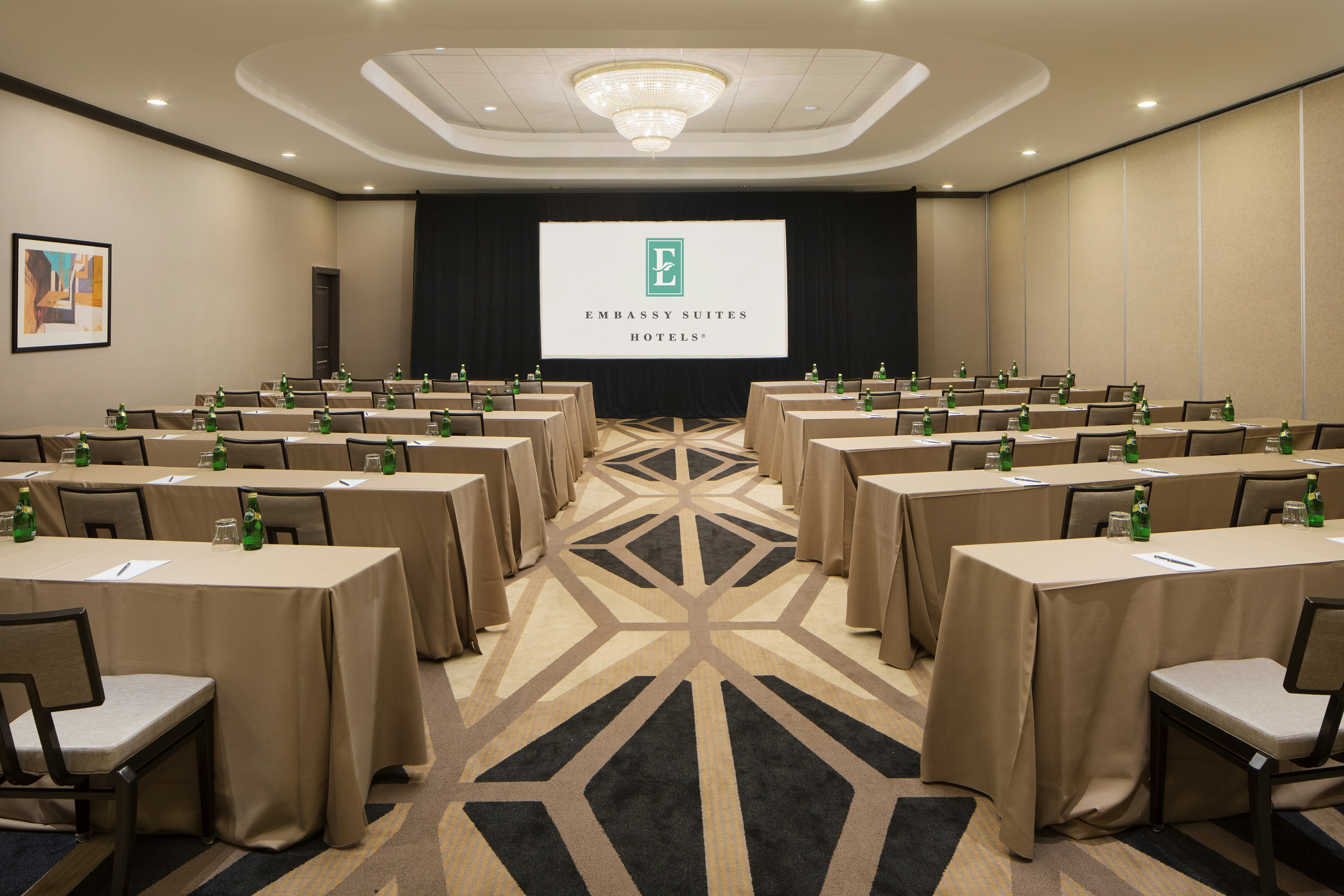 Embassy Suites by Hilton San Francisco Airport Oyster Point 33/36
