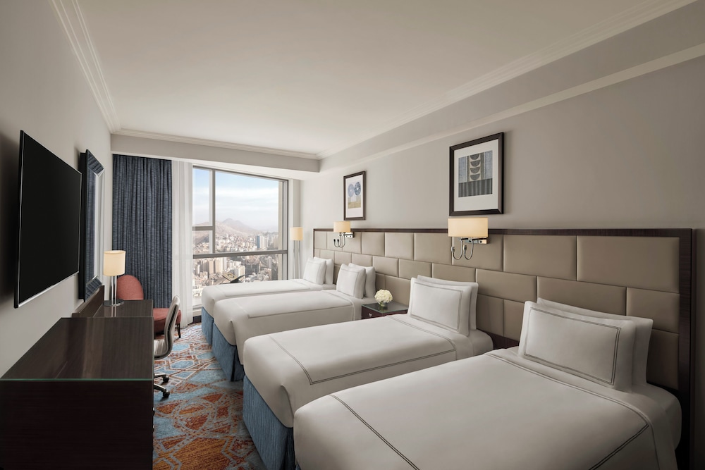 City, Classic, Quadruple, Twin Beds
