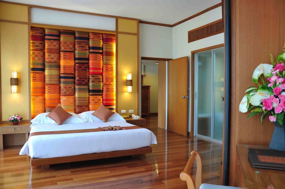 The Royal Paradise Hotel & Spa 33/75