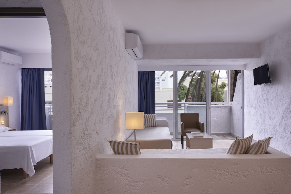 The Apartments by Esperia 28/28