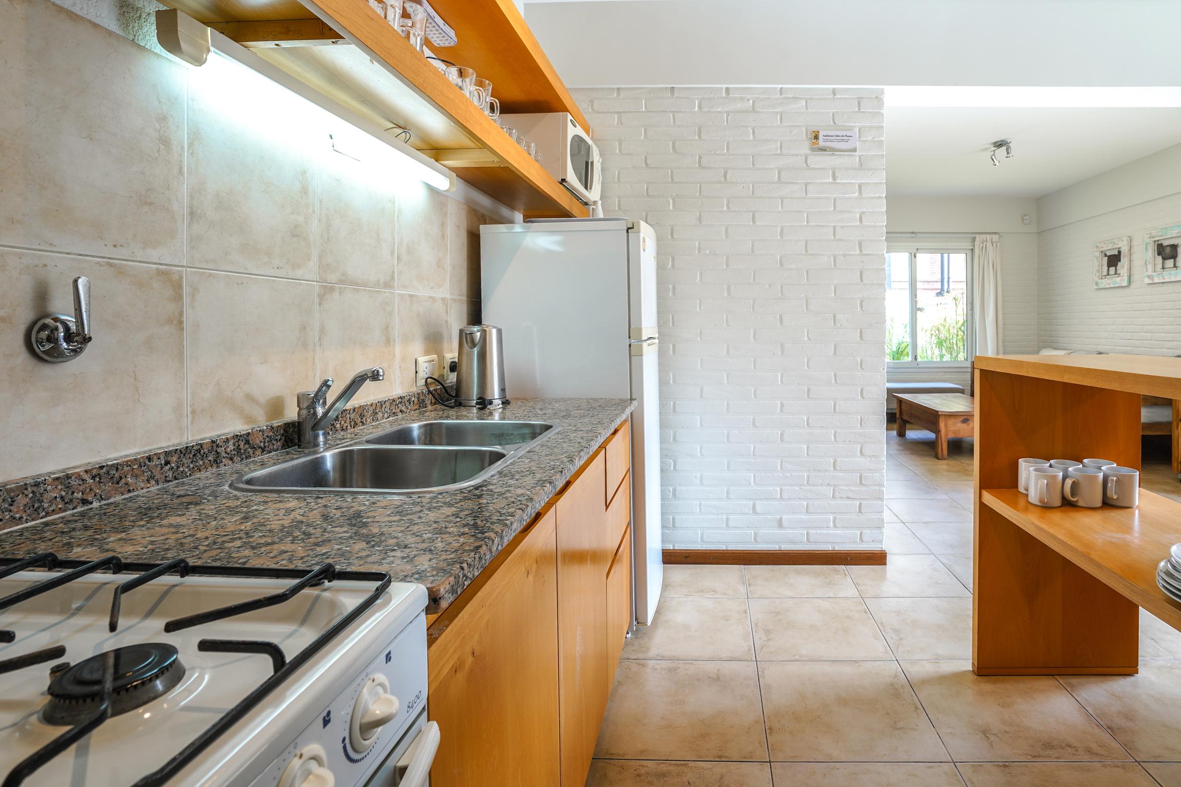 Valeria House 35/37
