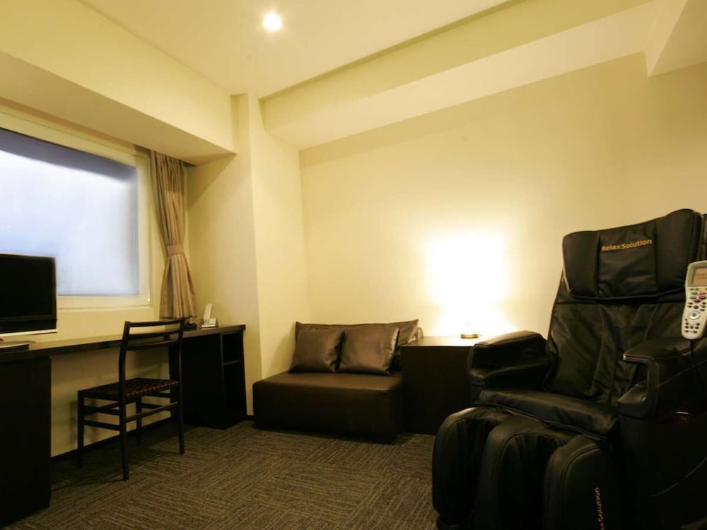 Green Rich Hotel Tosu Ekimae 33/44