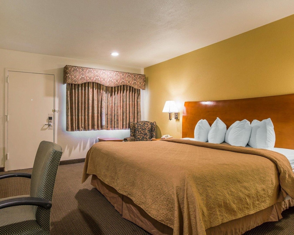 Quality Inn Santa Cruz Downtown Area 20/42