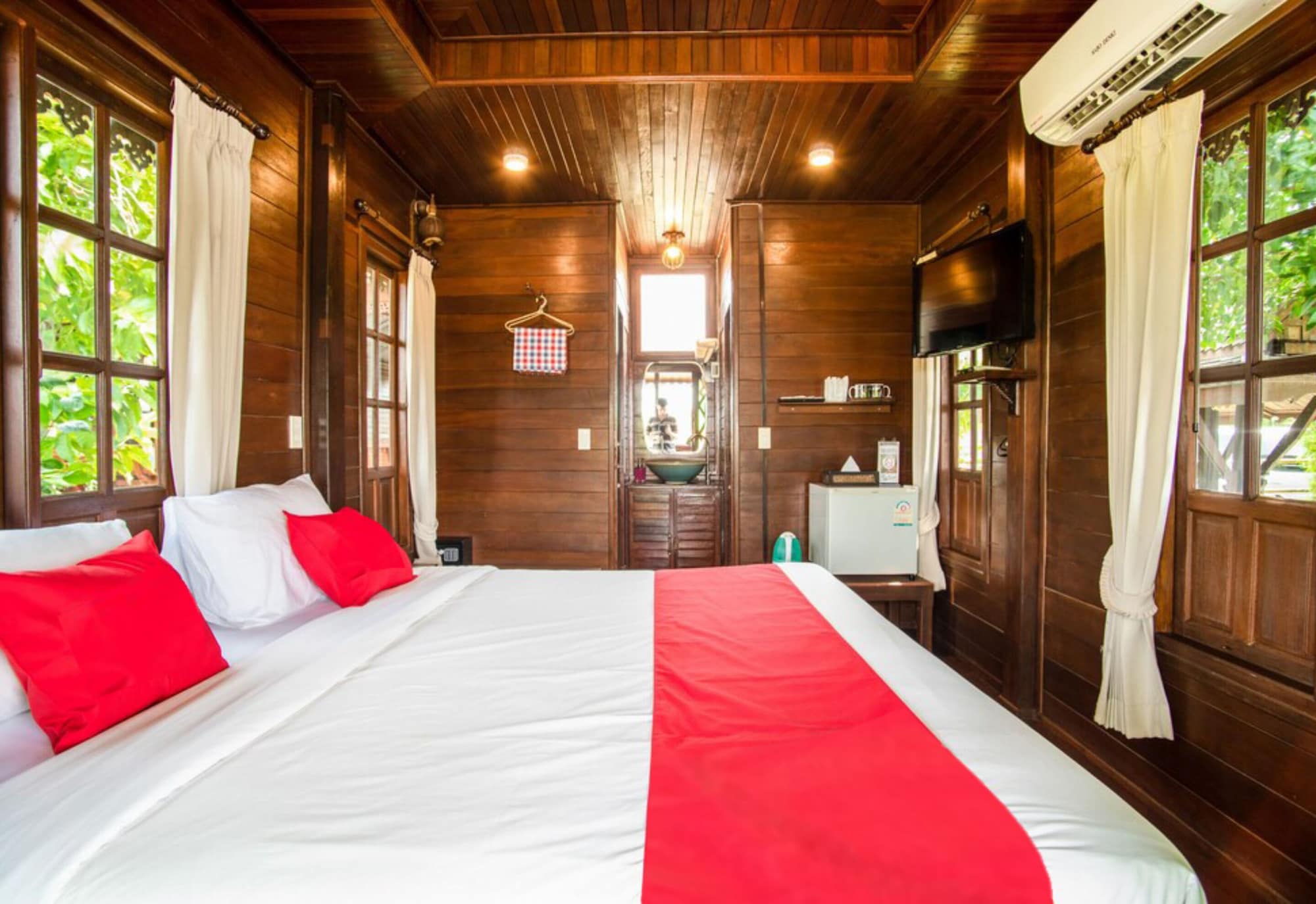 Superior, Double Bed, Resort View