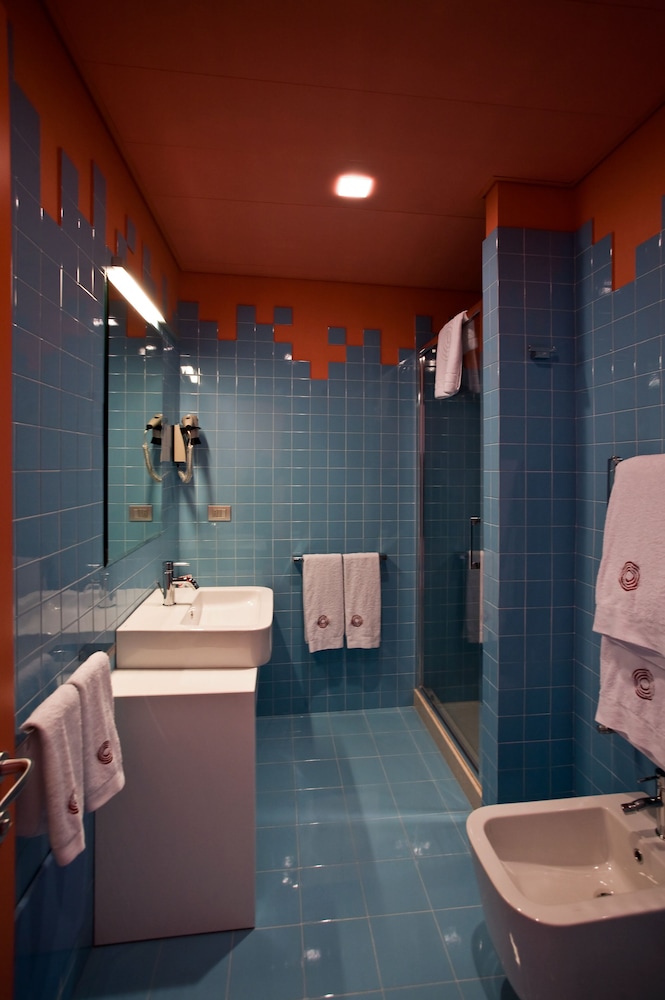 Eos Hotel 13/72