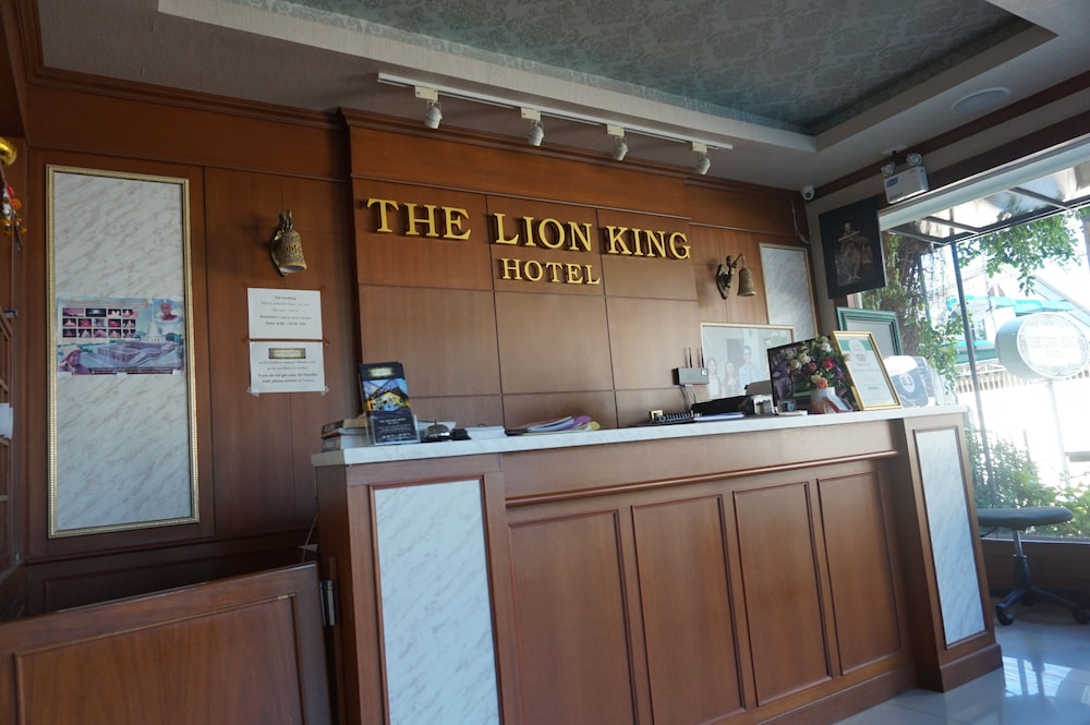 The Lion King Hotel 12/63