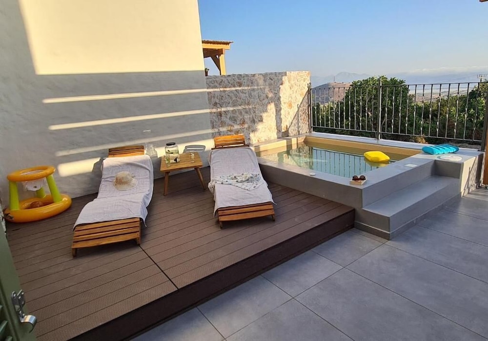 Villa Rosa 24/50