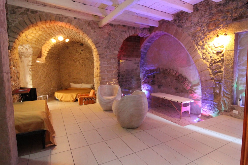 Donnaciccina Accomodation 21/50