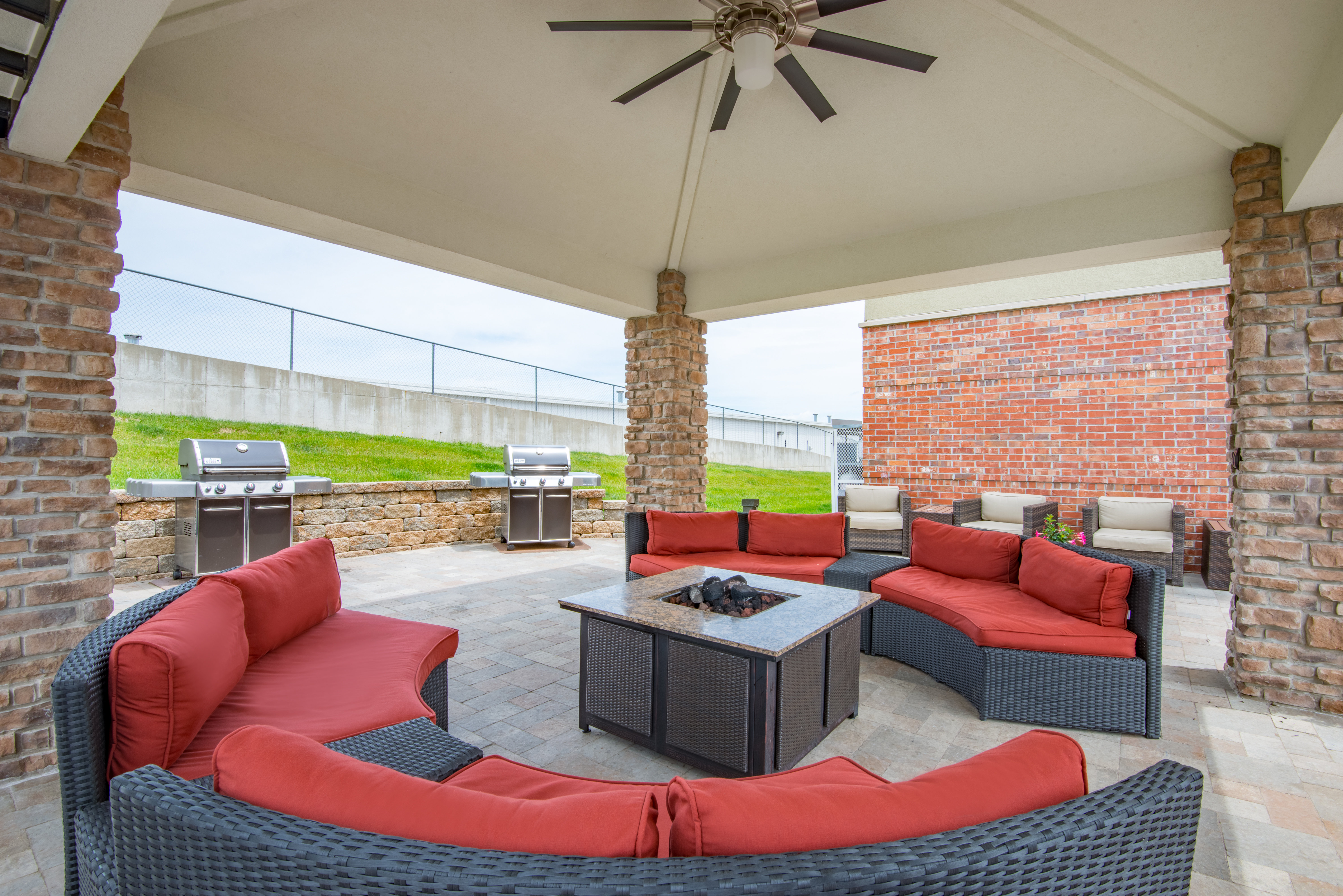 Candlewood Suites Jefferson City 34/52