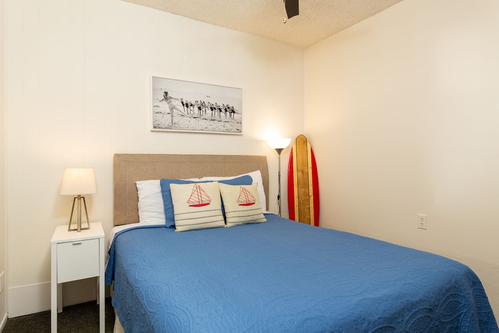 The Sea View Inn At The Beach 8/50