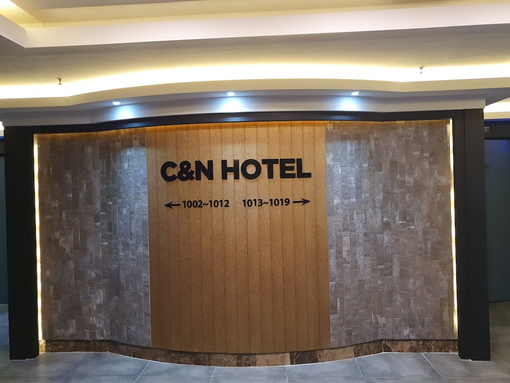 CNN Hotel 35/50