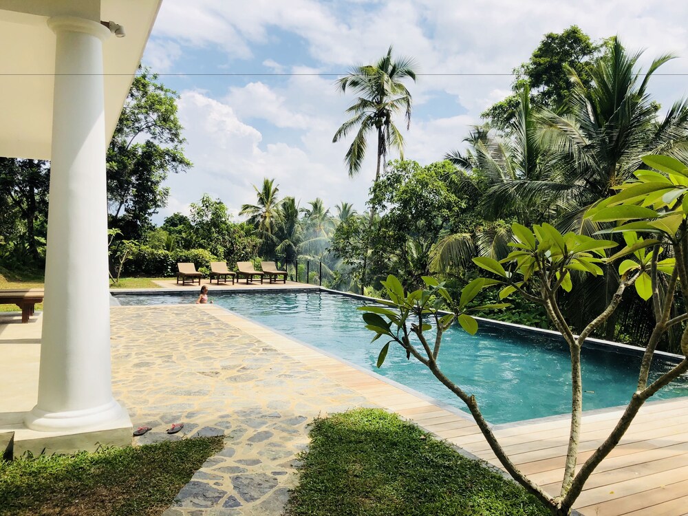 Good Vibes Villas Retreat And Restaurant 37/44