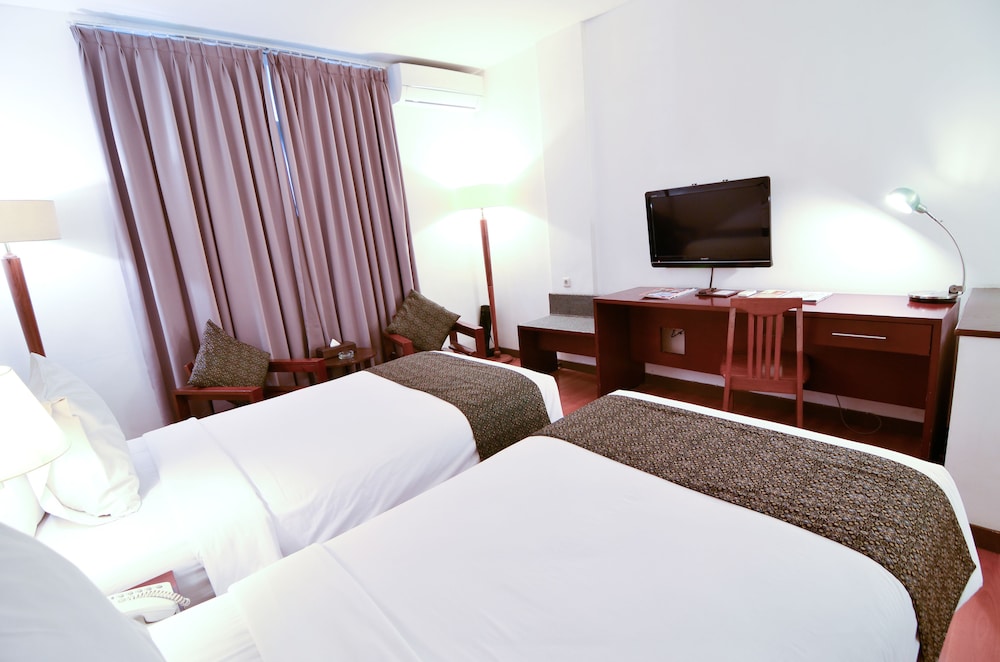 GUMILANG REGENCY HOTEL EX-GUMILANG SARI HOTEL(KT) 16/31