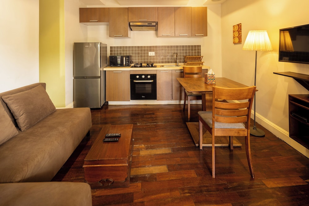 Olma Colonial Suites 44/66