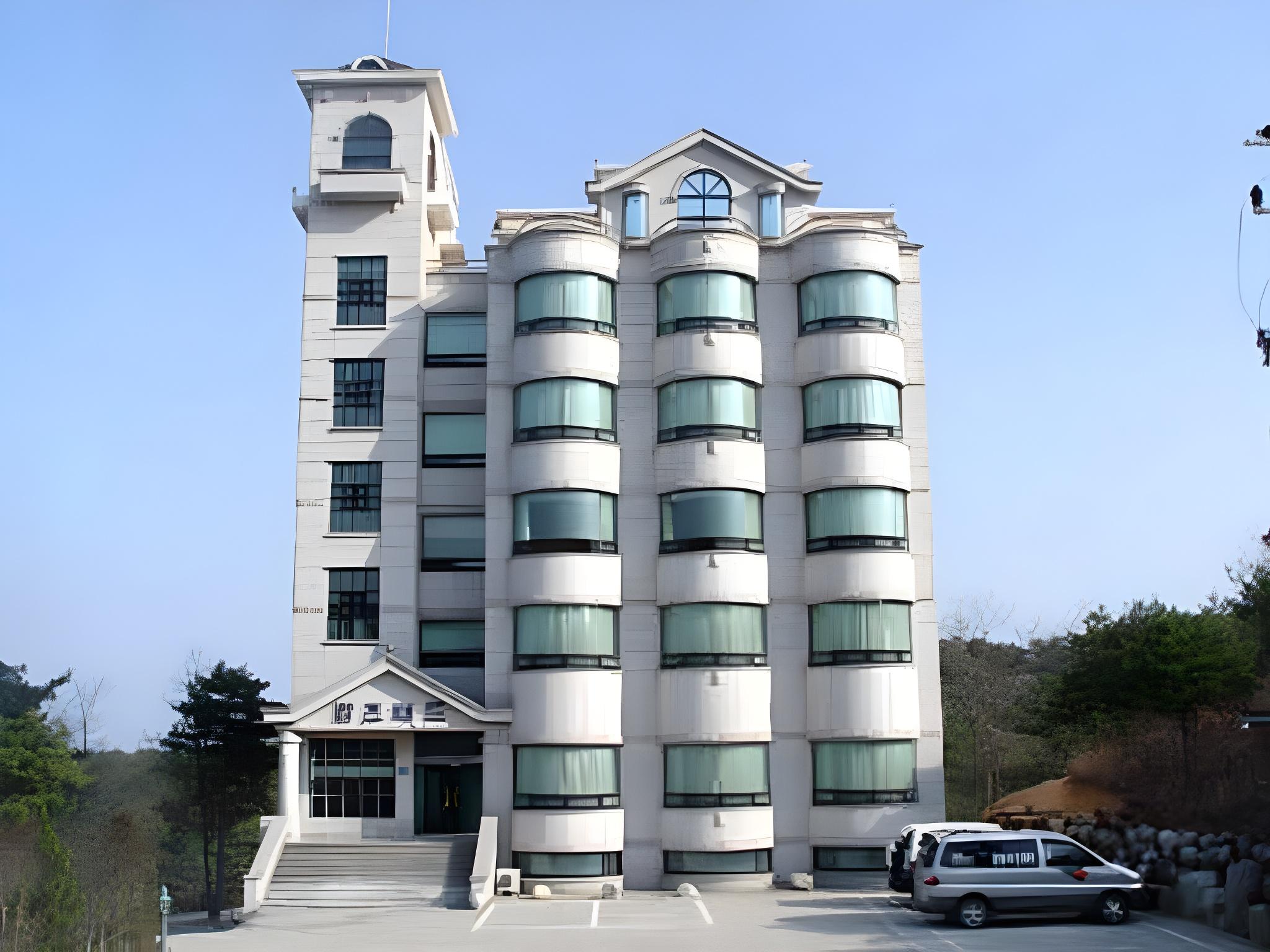 Carlsbed Motel 5/30