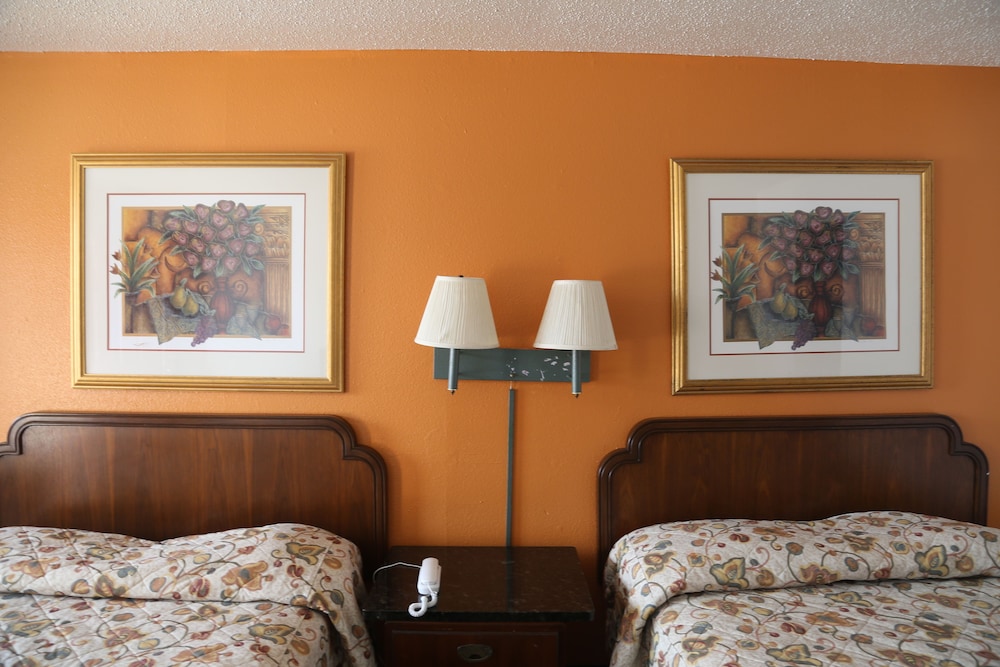 Sherman Inn 21/46