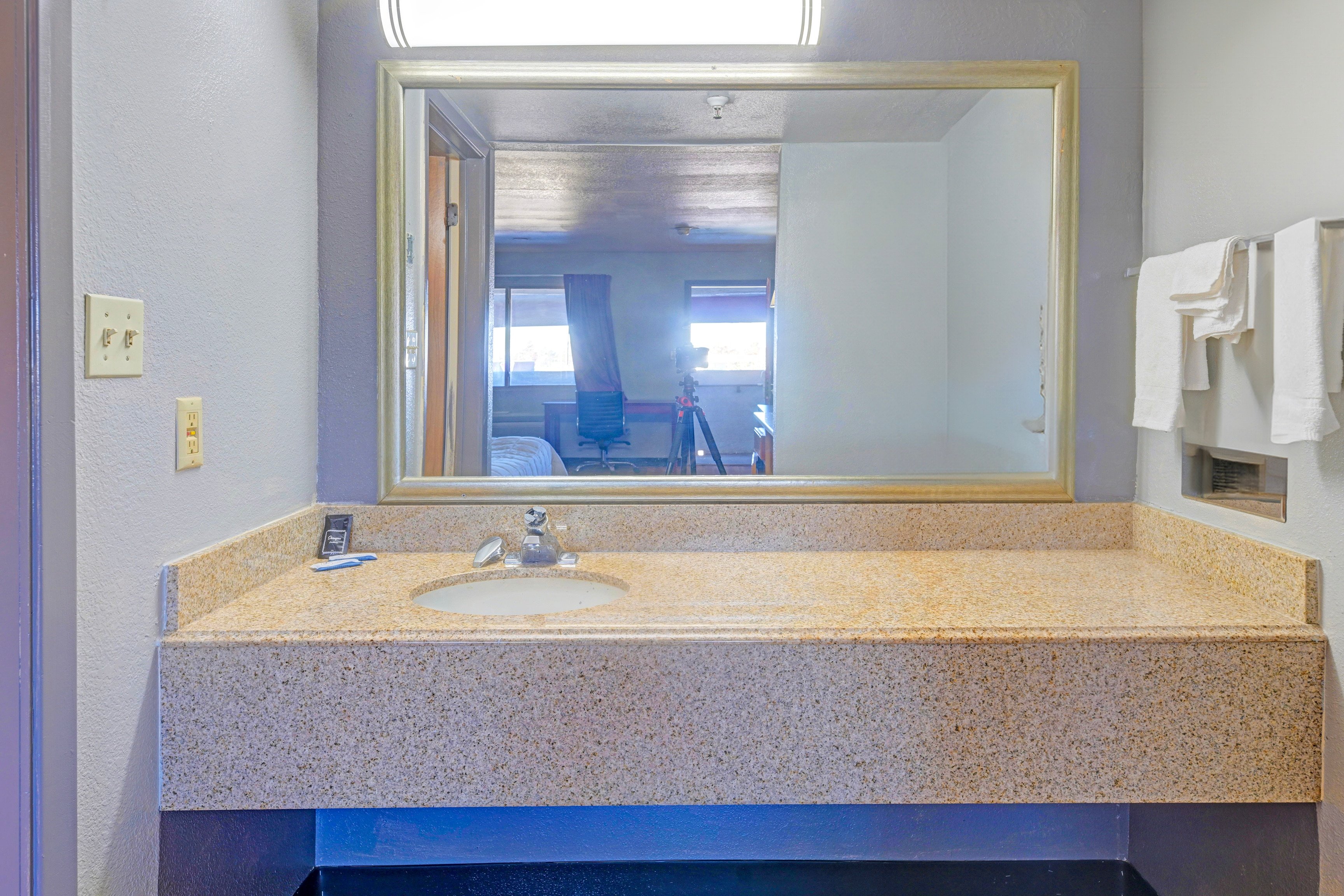 Travelers inn by OYO Wichita Falls 51/54