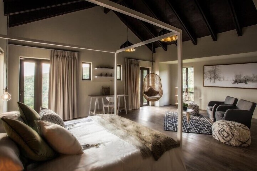 Mount High Luxury Country House 12/37