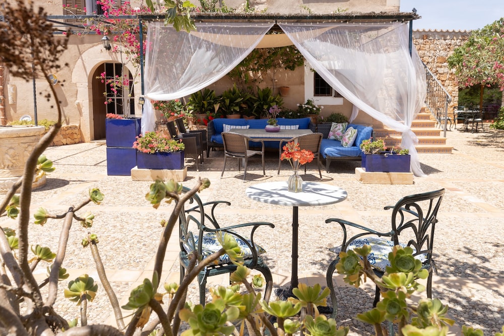 Finca Son Marimon - Adults Only 40/50