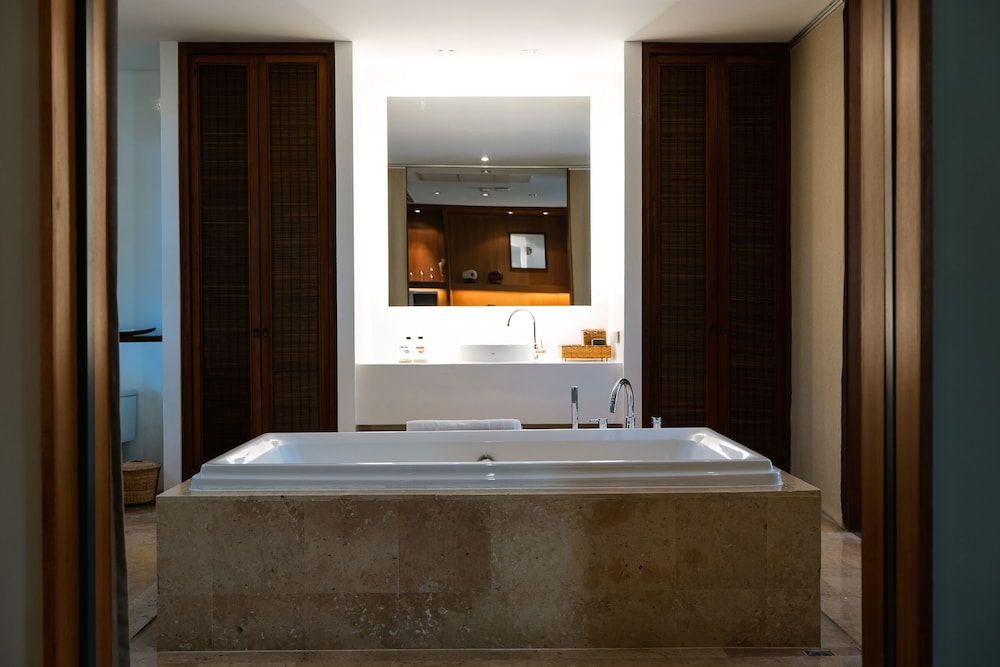 MUTHI MAYA FOREST POOL VILLA RESORT 16/78