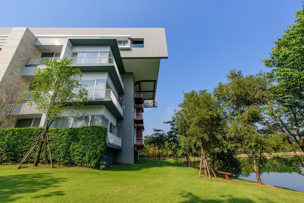 THE GALLERY KHAO YAI HOTEL AND RESIDENCE 40/50