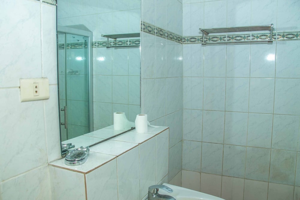 Muriela Hotels 41/45
