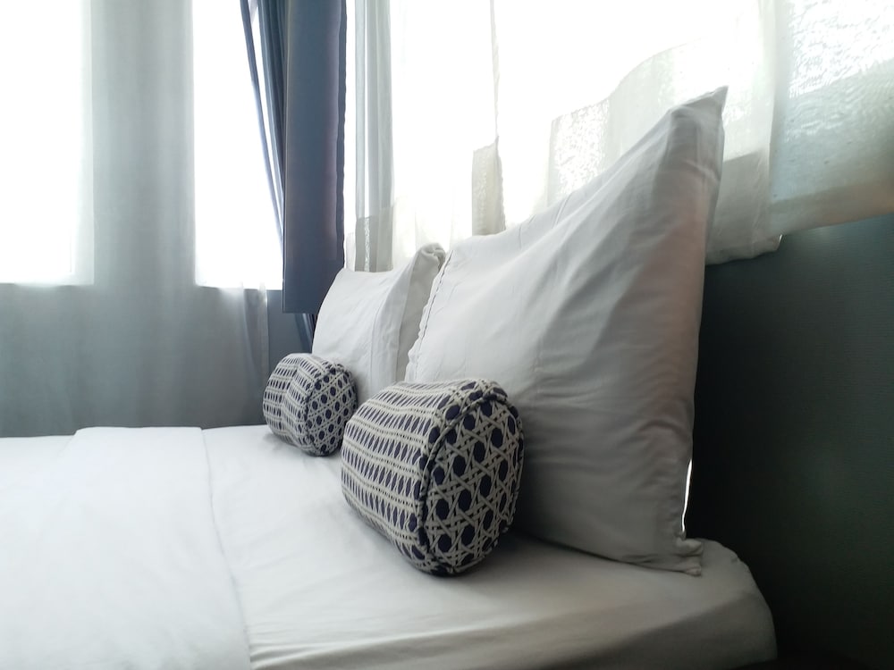 Leez Inn Malate 34/65