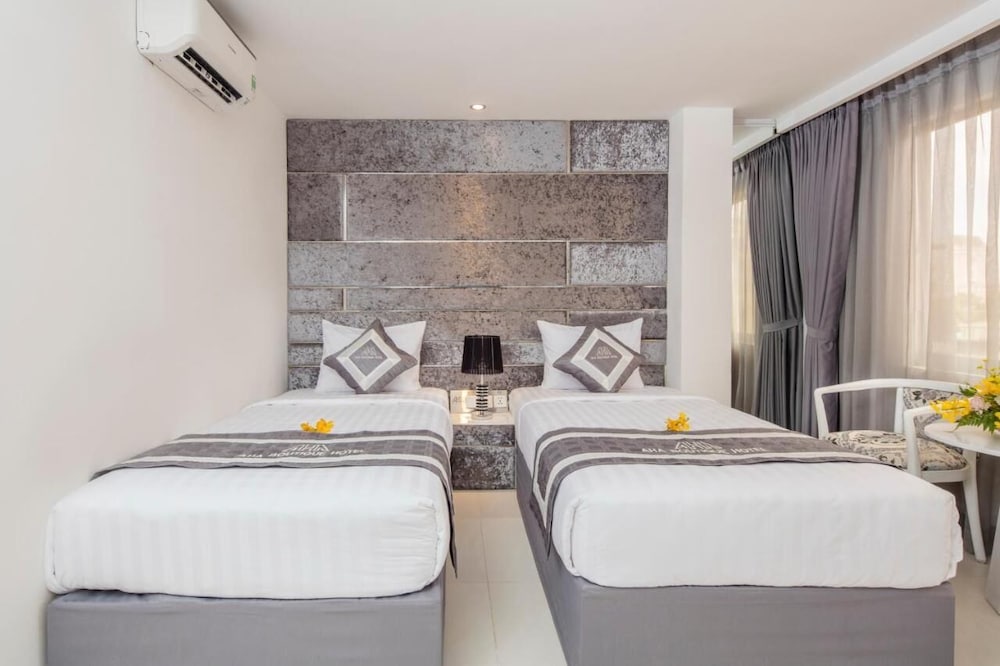 Aodai Inn Saigon 5/19