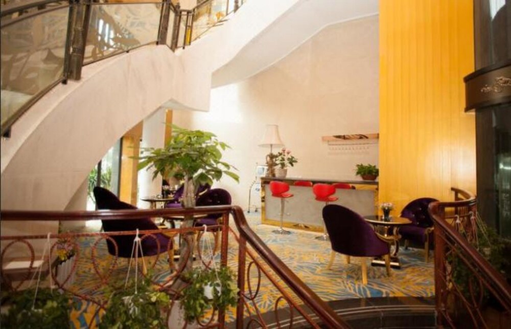 Taishan Bojue Hotel 57/69