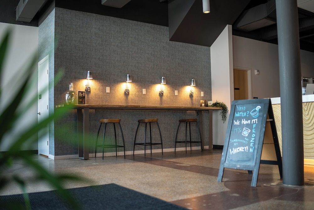 SOVA Micro-Room & Social Hotel 37/50