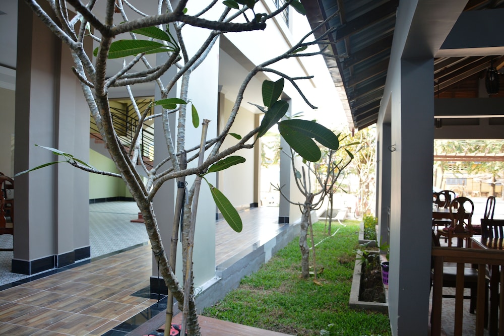 Nakru Guesthouse And Restaurant 33/42