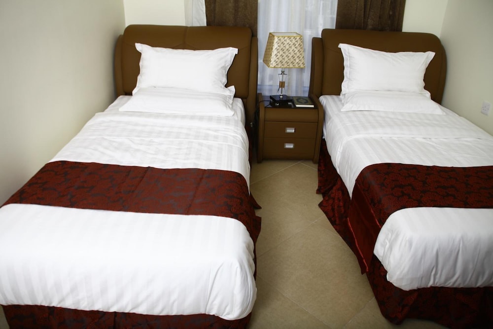 ALSLAM HOTEL SUITEs 15/40