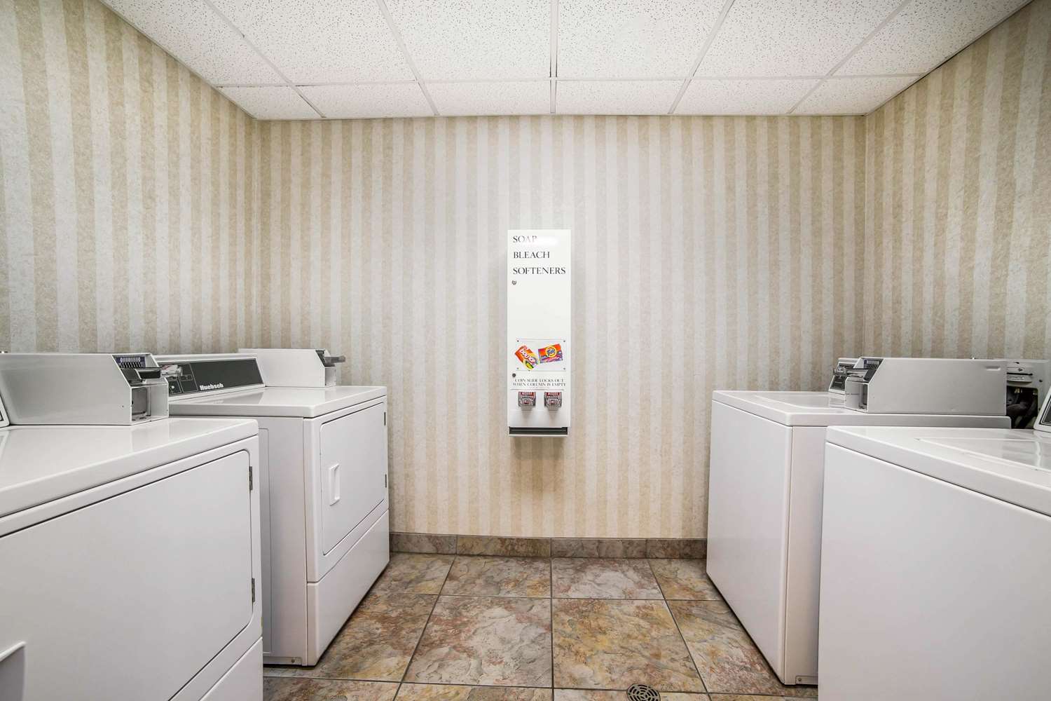 Comfort Inn & Suites Rock Springs-Green River, WY 7/39