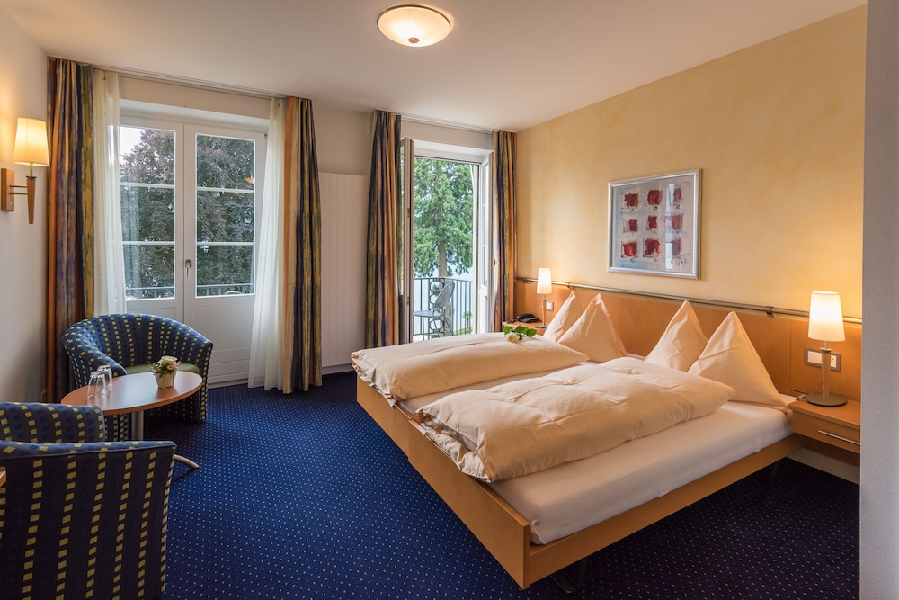 Parkhotel Gunten 11/50
