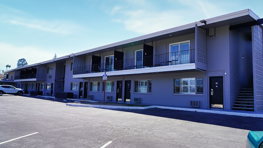 Seaside Inn & Suites photo4
