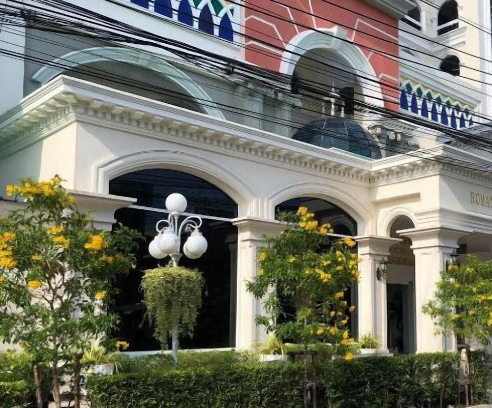 Romance Hotel Sukhumvit 97 4/58