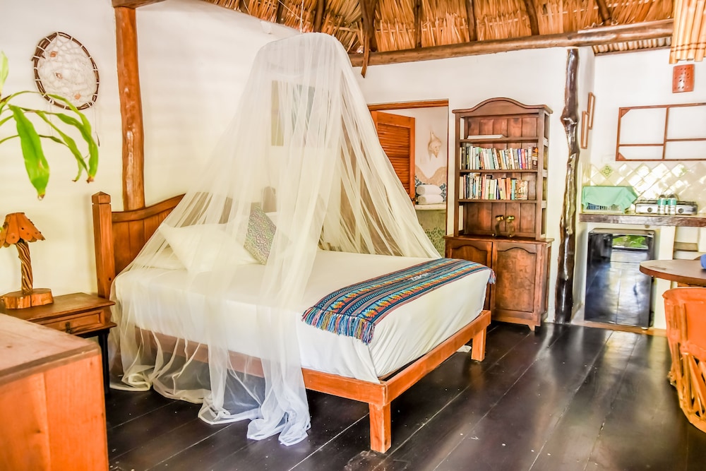 Hotel Zomay Holbox 78/91
