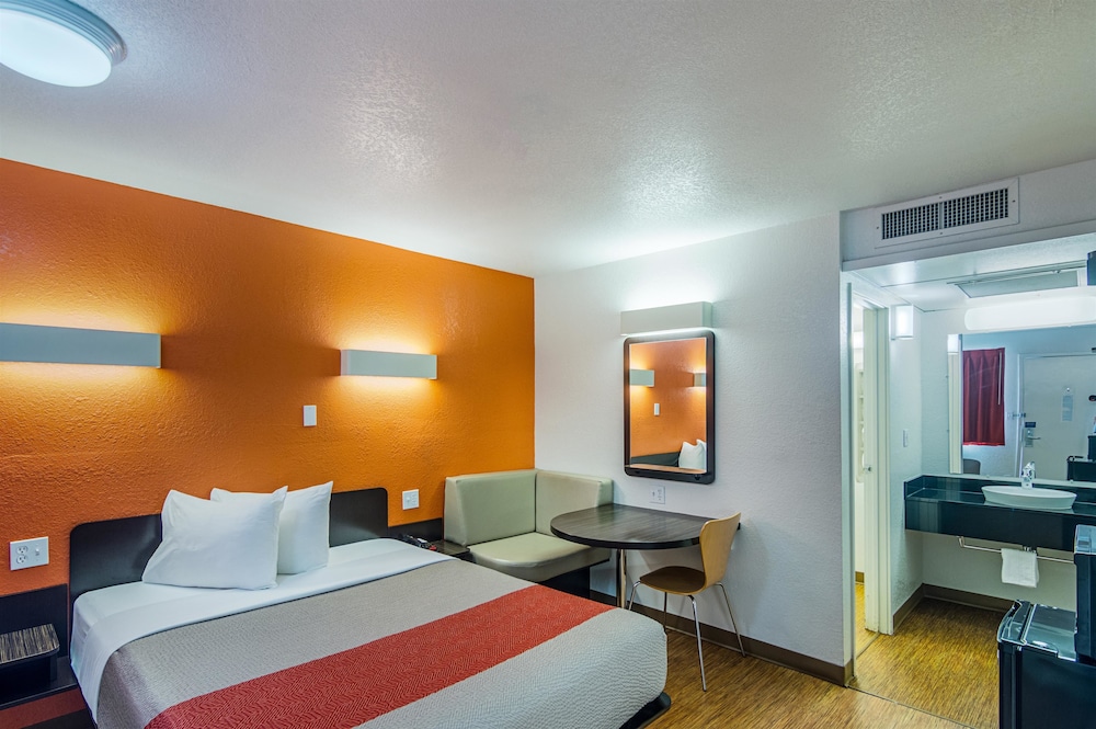 Motel6 Ardmore, OK 8/54