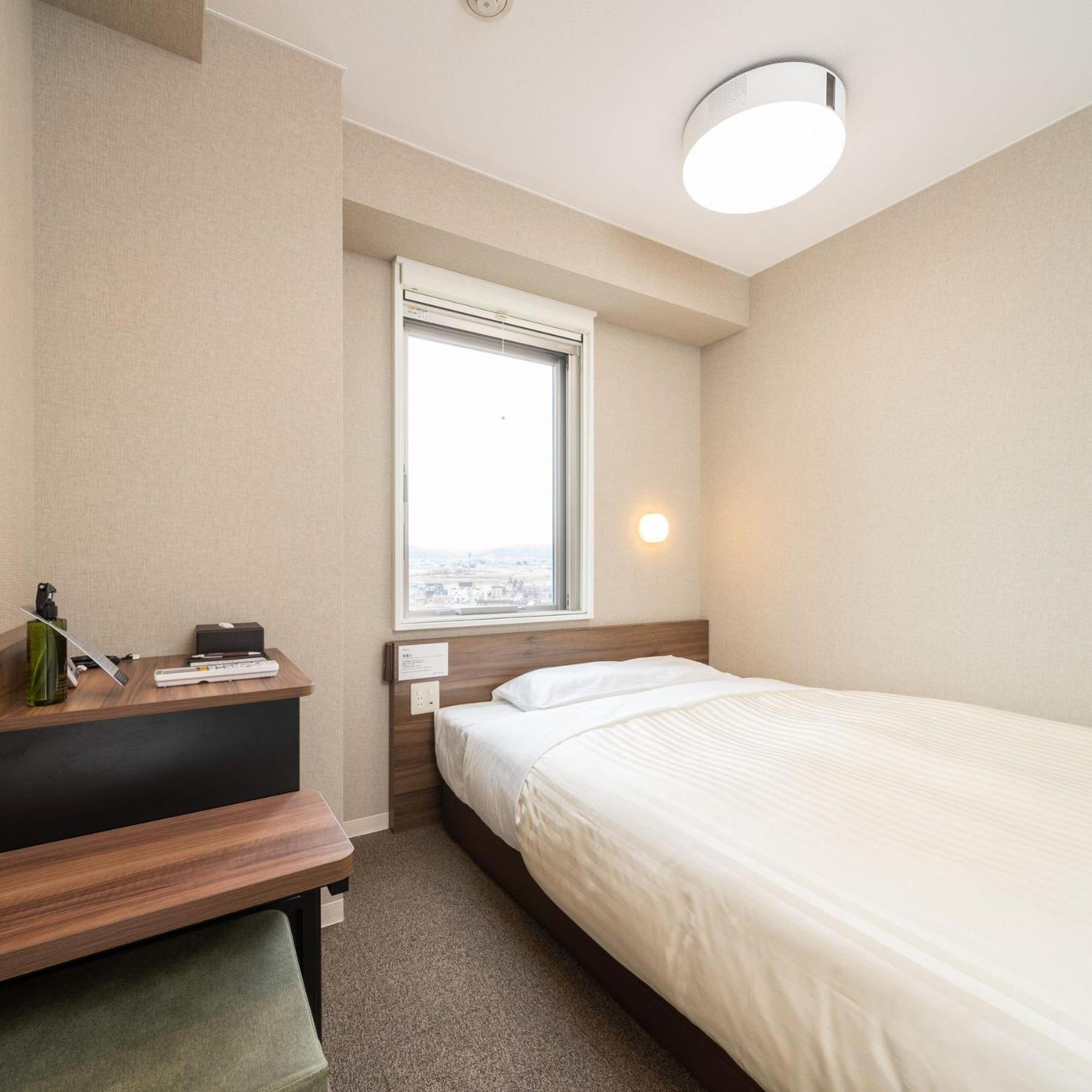 Super Hotel Joetsu Myoko Station West Exit 18/50